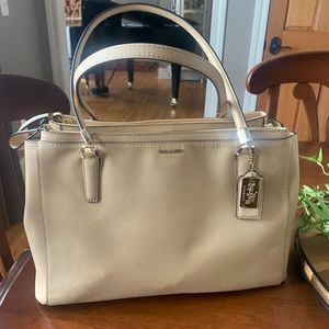 Coach shoulder/crossbody purse